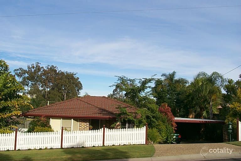 7 Brewster Ct, Petrie, QLD 4502