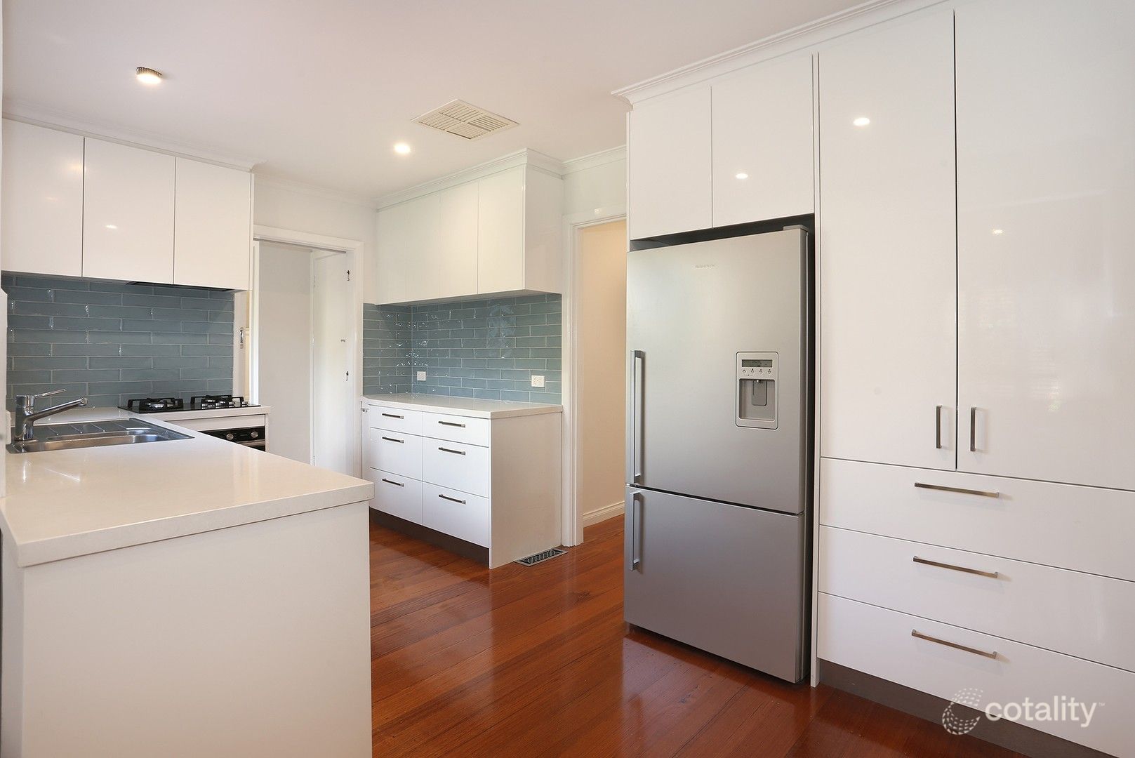 11 Azalea Ct, Cheltenham, VIC 3192