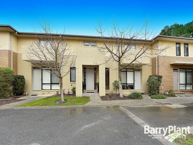 8 Leaf Ct, Clayton, VIC 3168