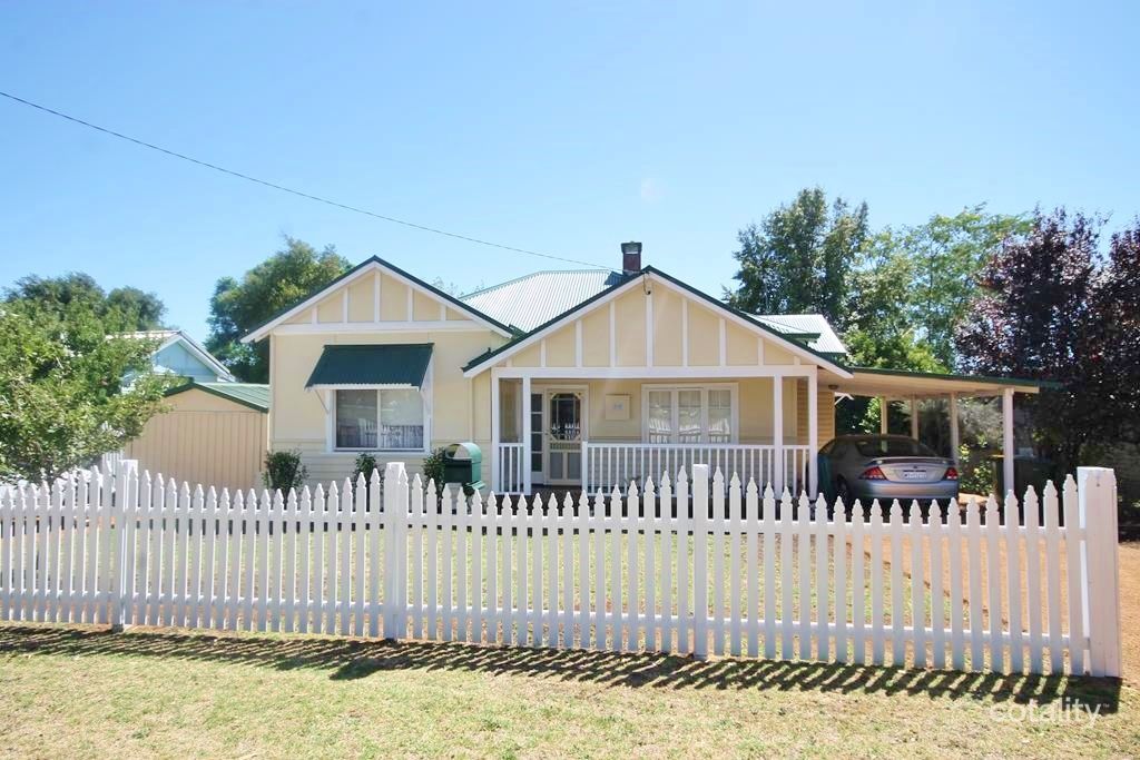 106 Clifton Rd, Brunswick, WA 6224