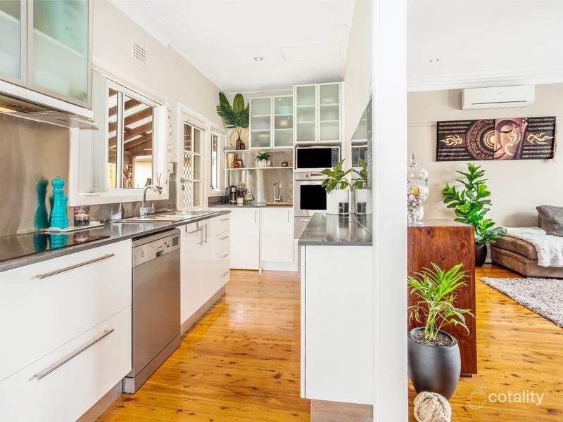 4 Hay St, Helensburgh, NSW 2508