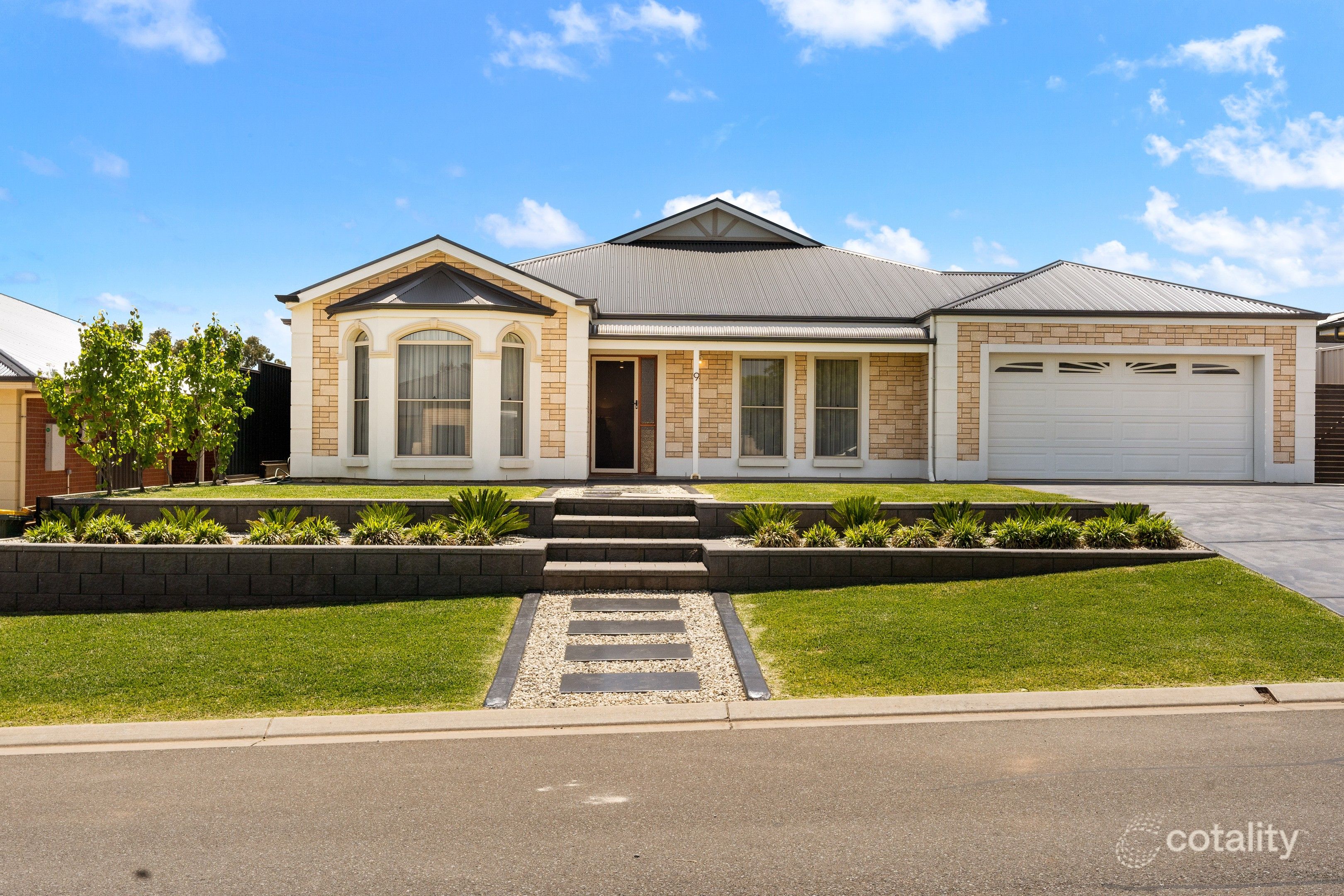 9 Clyde Ct, Greenock, SA 5360