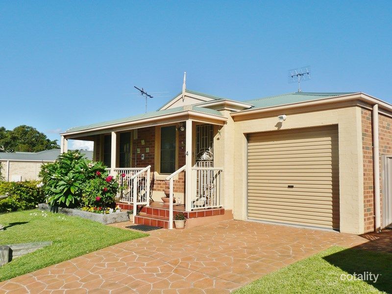 4 Lawver Cres, Lake Munmorah, NSW 2259