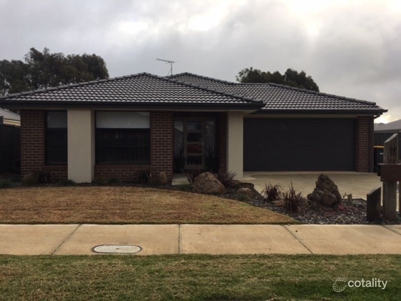 27 Northgate Bvd, Kilmore, VIC 3764