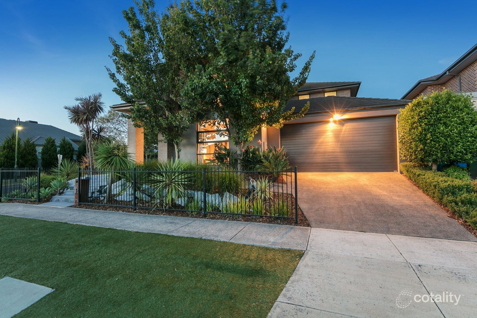 16 Chase Bvd, Berwick, VIC 3806