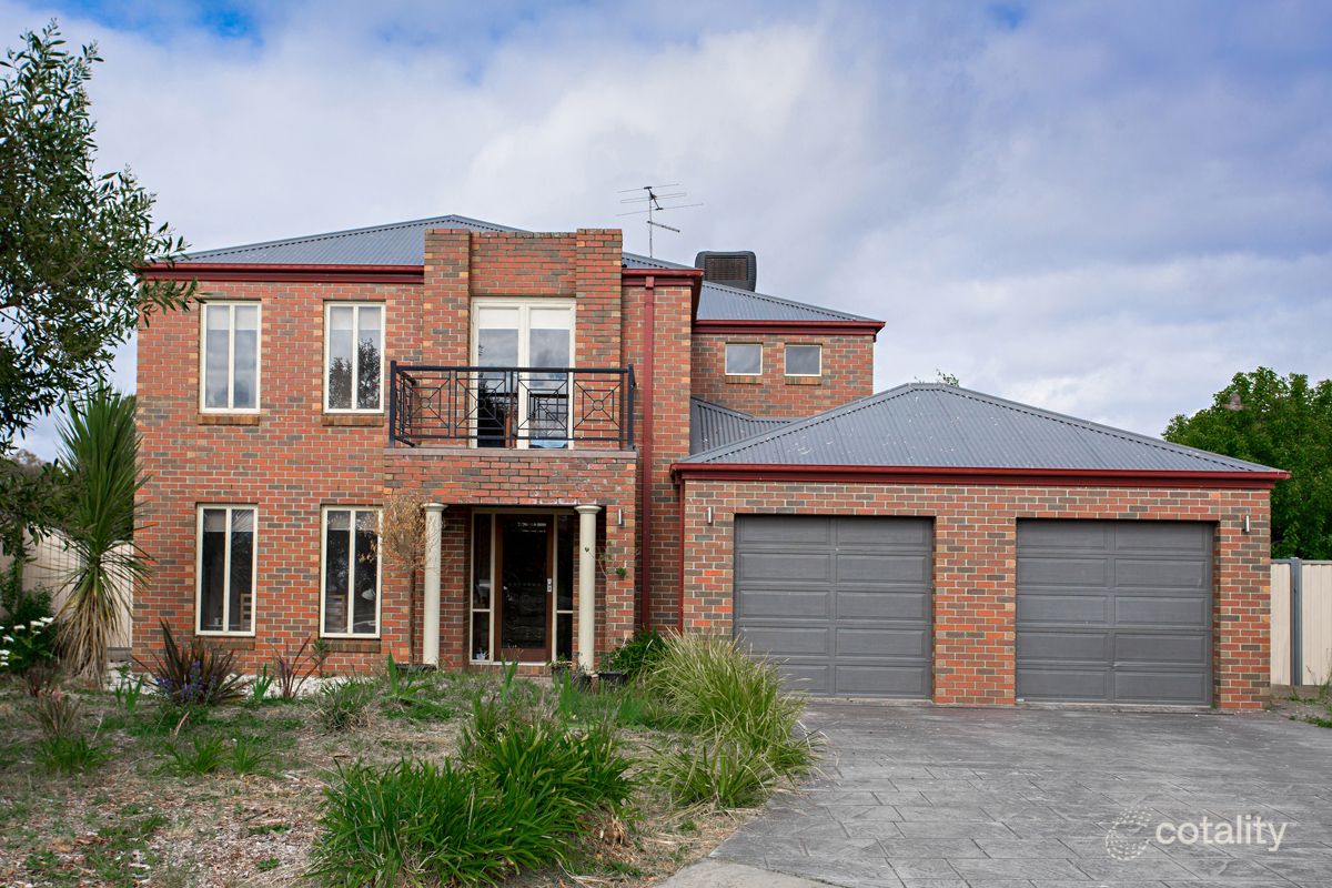 19 Jonathan Ct, Brown Hill, VIC 3350