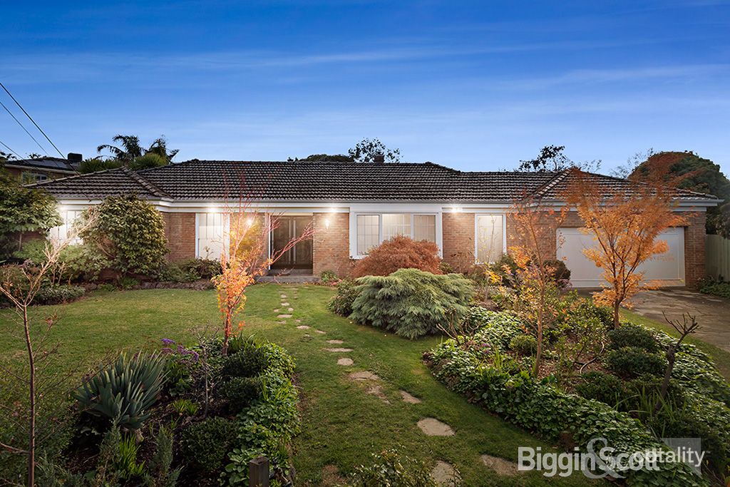 6 Garrick Ct, Wheelers Hill, VIC 3150