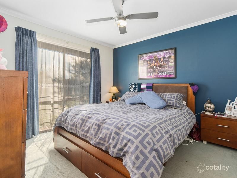 11 Greenbriar Way, Cranbourne West, VIC 3977