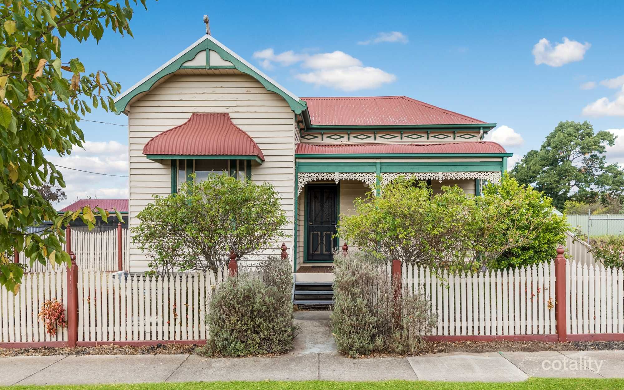 23 Sternberg St, Kennington, VIC 3550