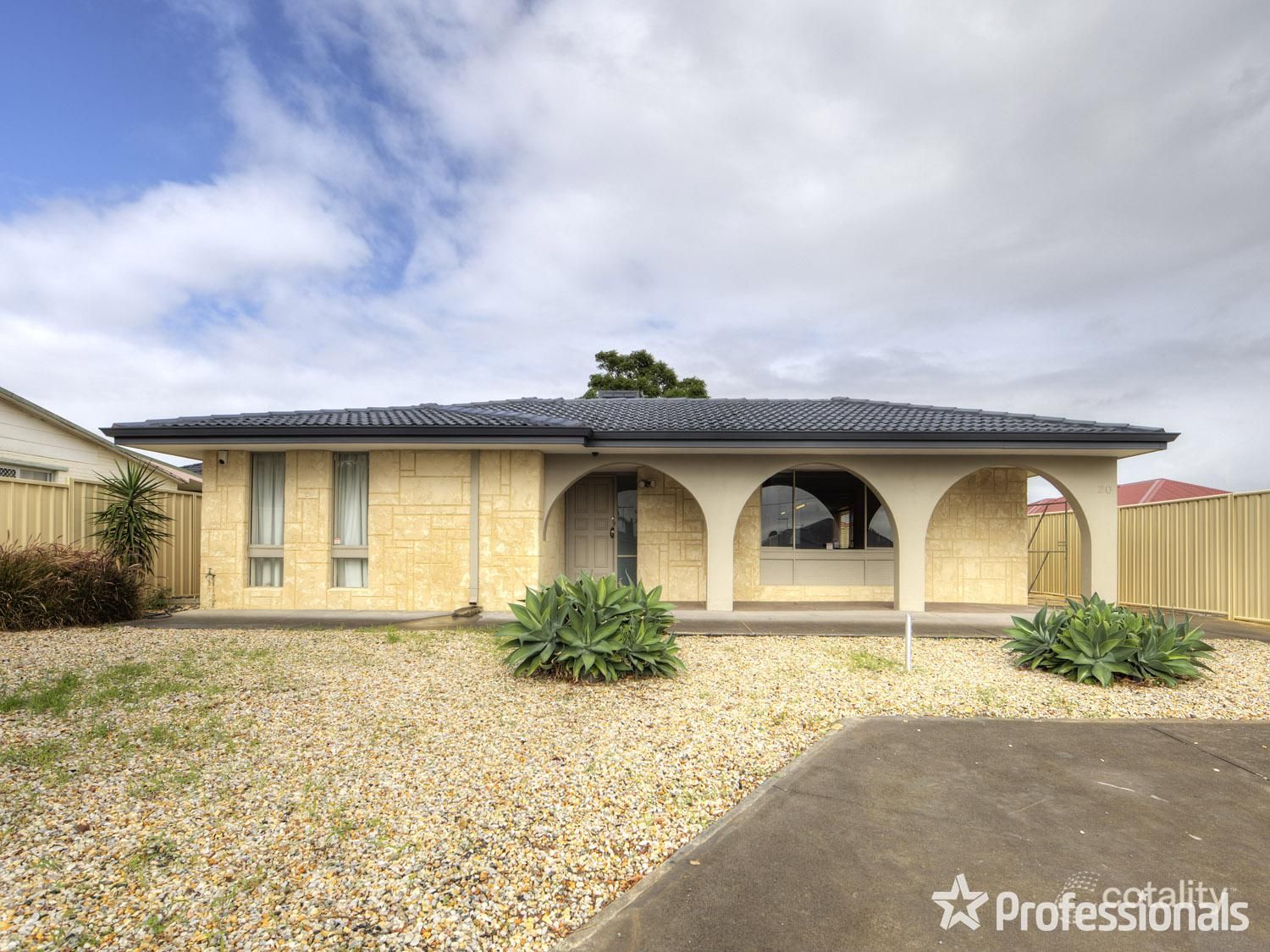 20 Richards Rd, High Wycombe, WA 6057