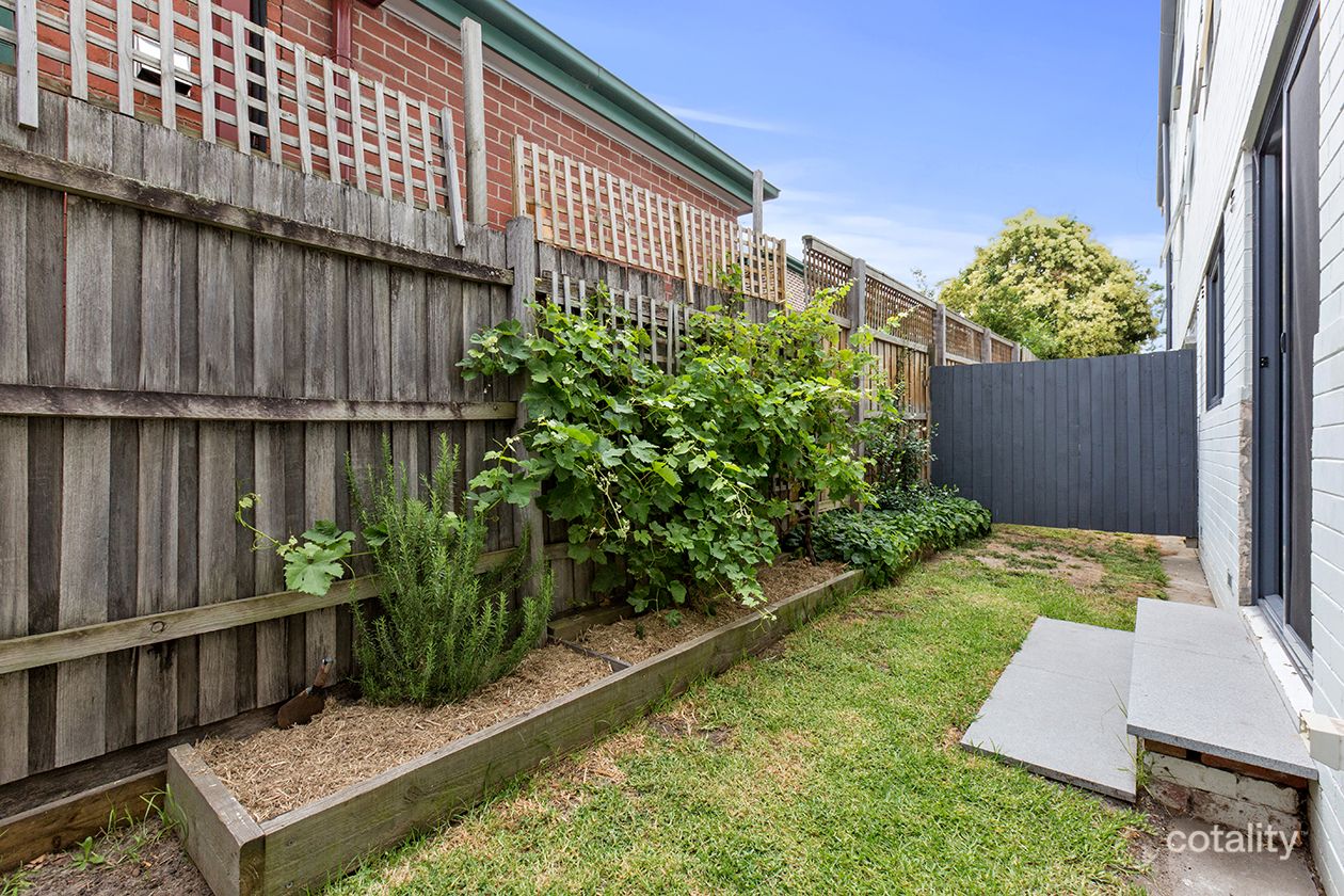2/112 Punt Rd, Windsor, VIC 3181