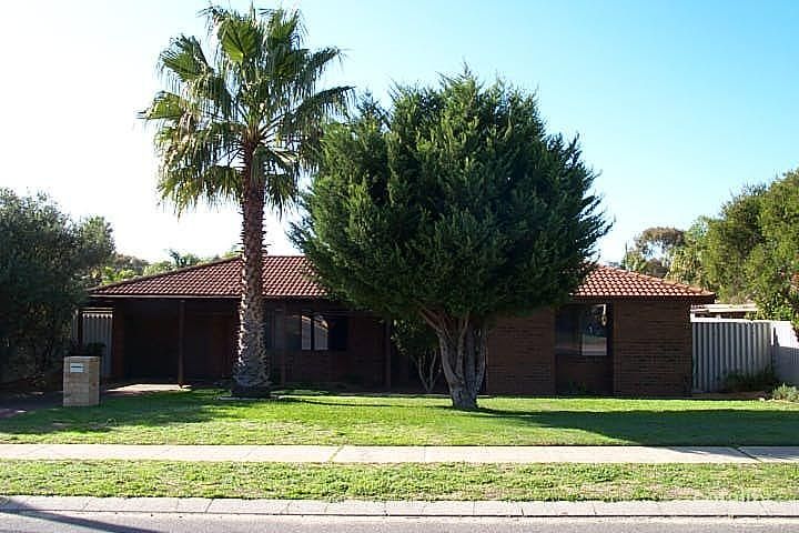 28 Leander St, Beldon, WA 6027