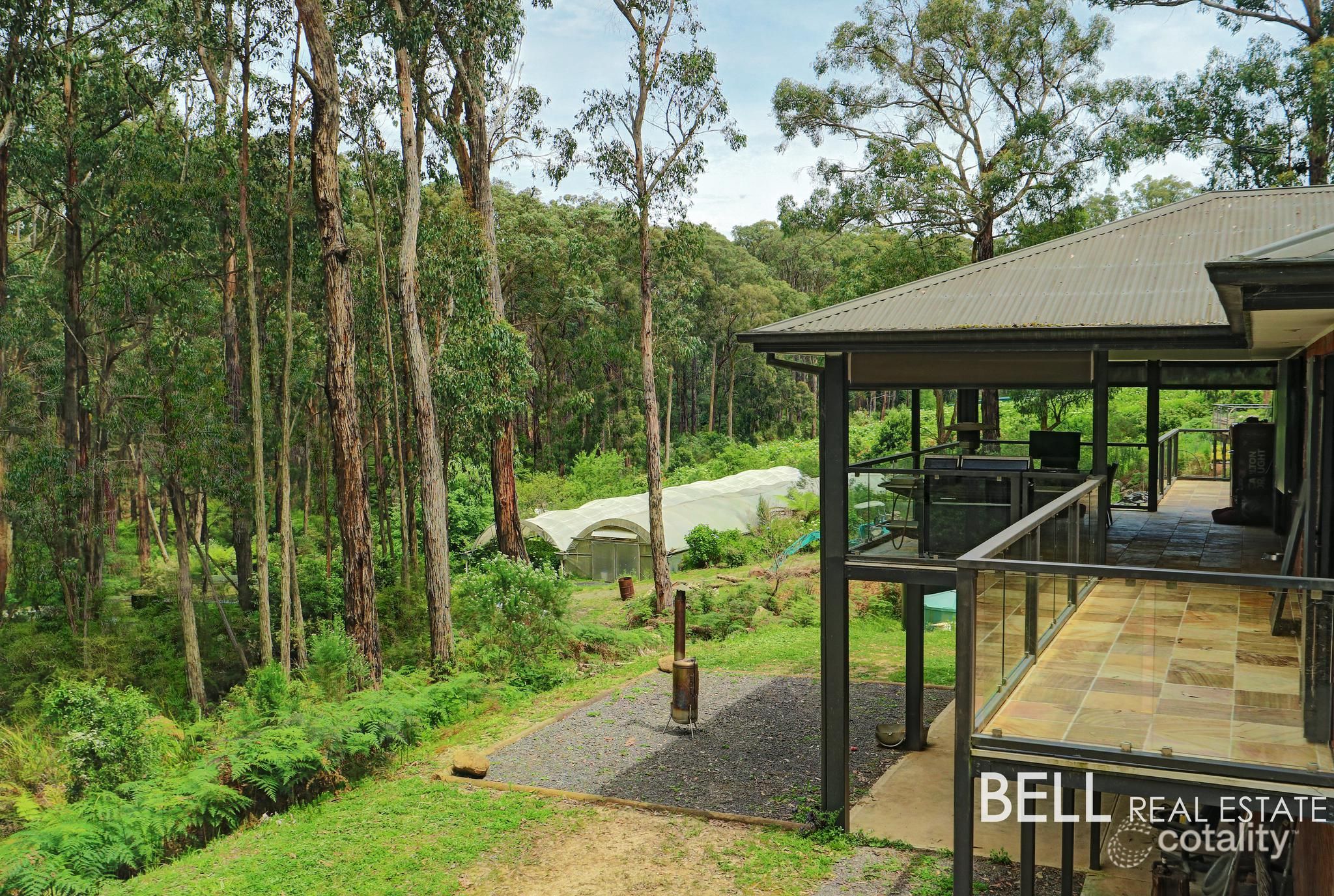 20 Karinga Rd, Monbulk, VIC 3793