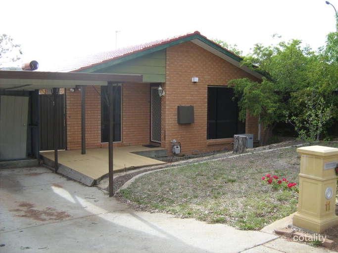 30 Loader Cres, Calwell, ACT 2905