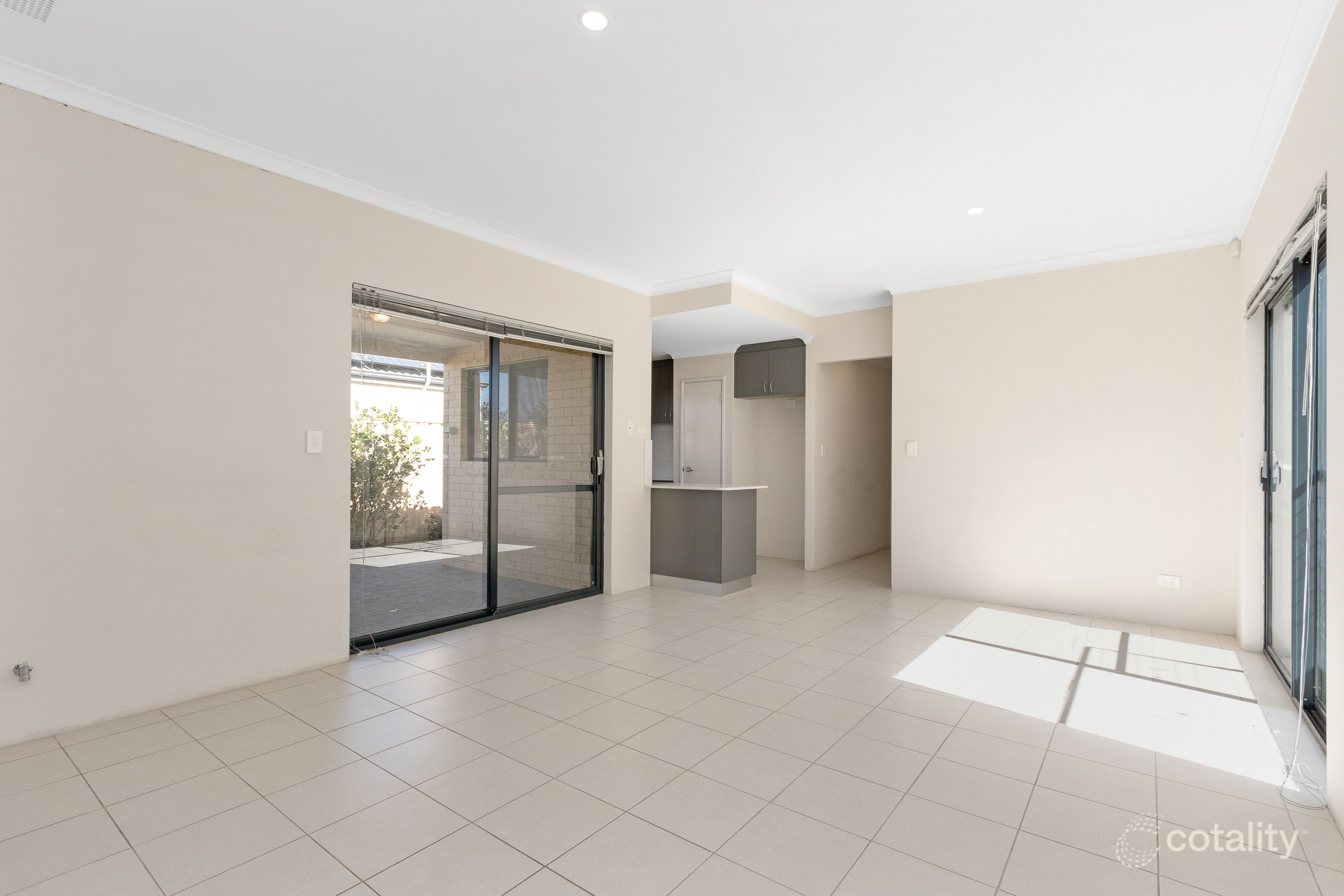 12 Glendalough Loop, Canning Vale, WA 6155