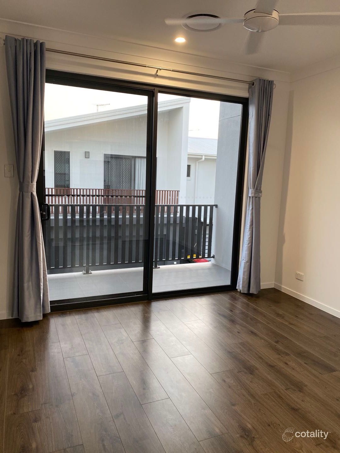 42/27 Sunflower Cres, Calamvale, QLD 4116