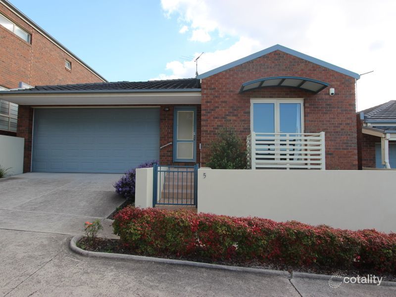 5/143 Barrabool Rd, Highton, VIC 3216