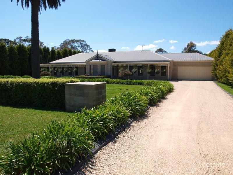 7 Ballantine Ct, Kilmore, VIC 3764