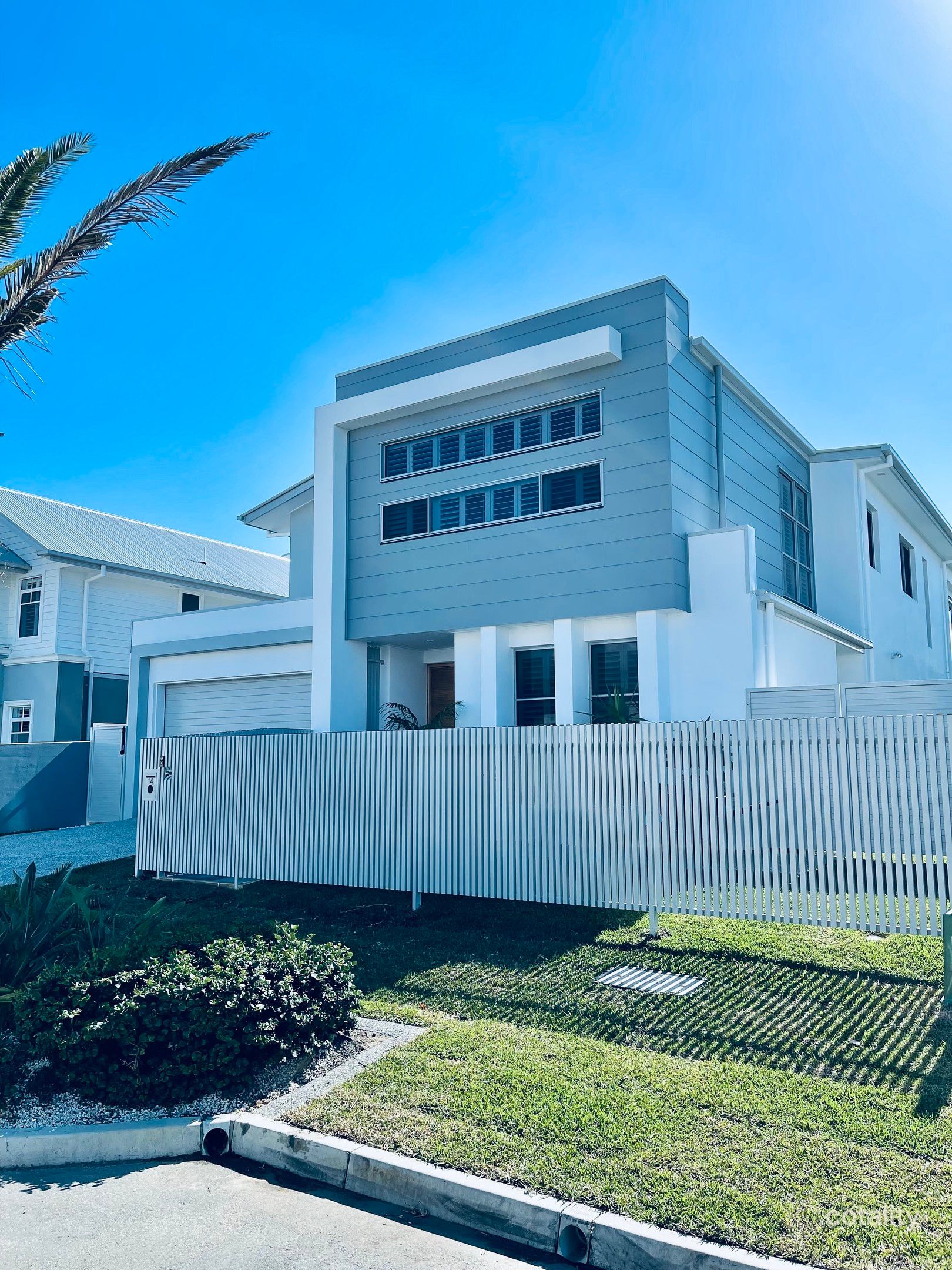 14 Havana Way, Paradise Point, QLD 4216