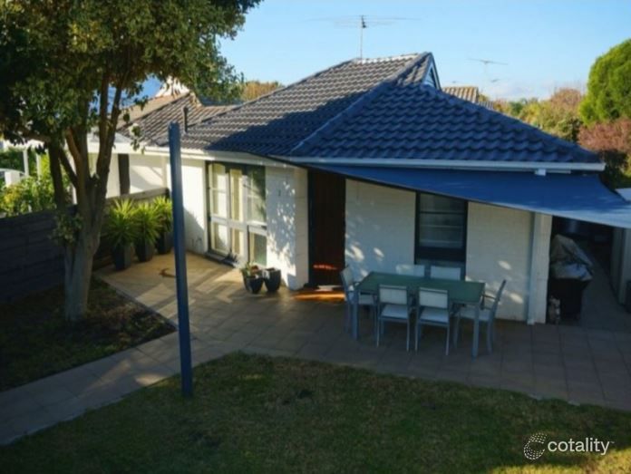 2/14 Bay St, Mordialloc, VIC 3195