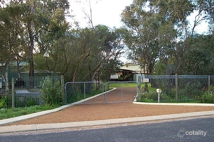 37 Banksia Tce, South Yunderup, WA 6208