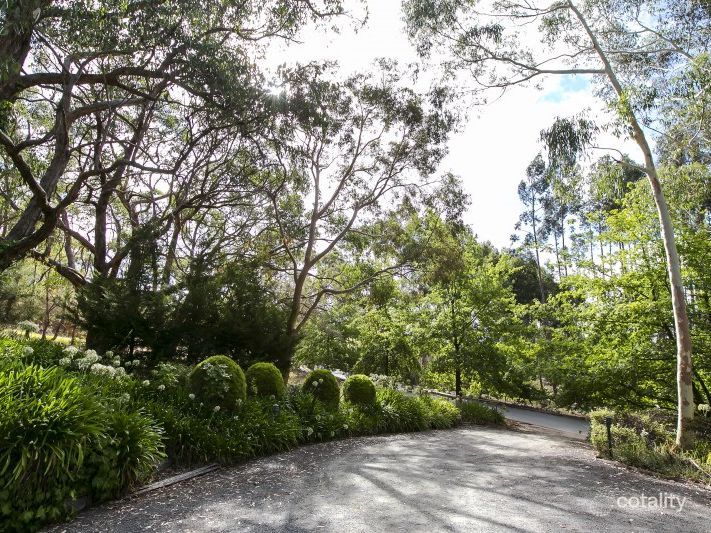 12 Allumba Dr, Ironbank, SA 5153