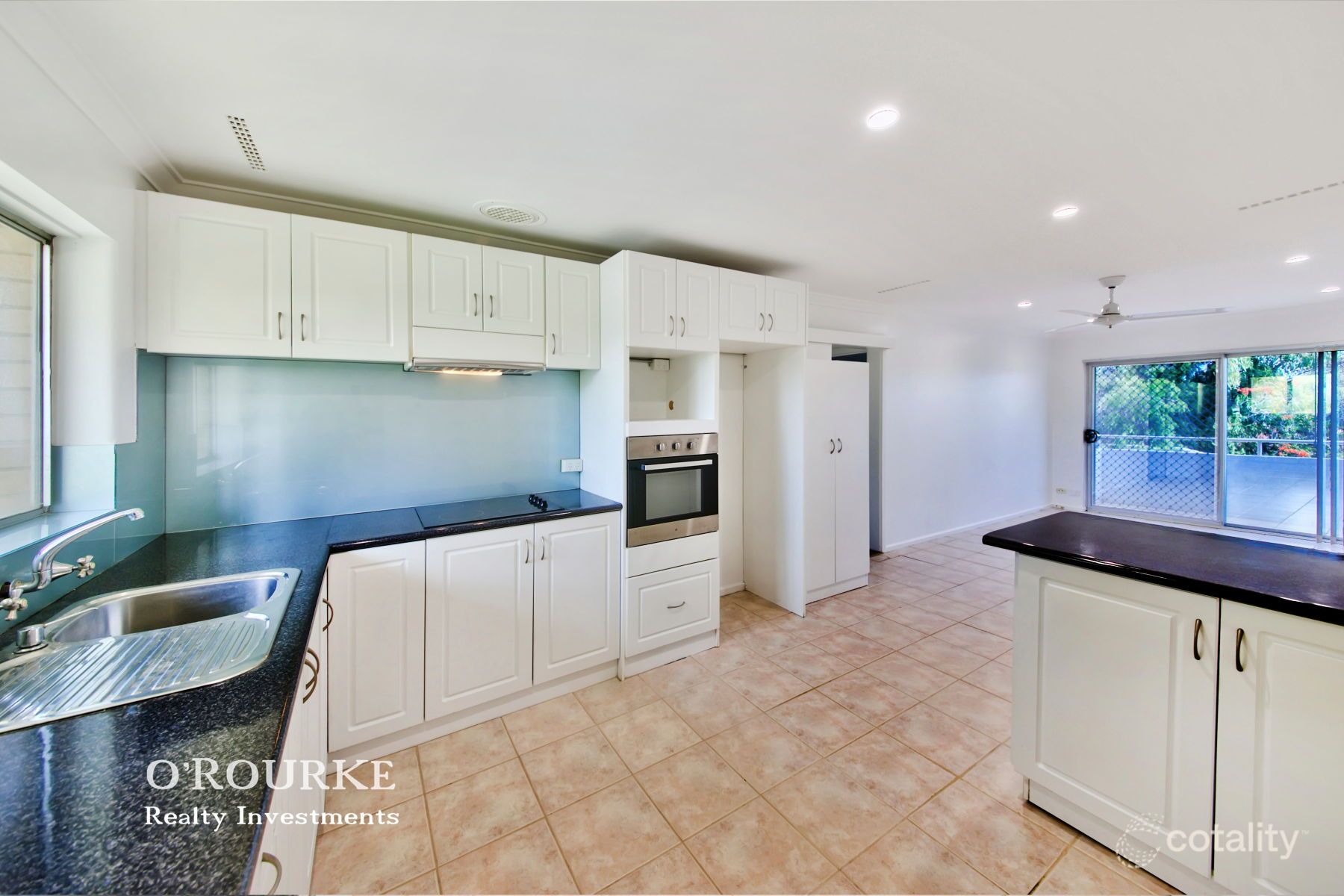 8/137 Hastings St, Scarborough, WA 6019