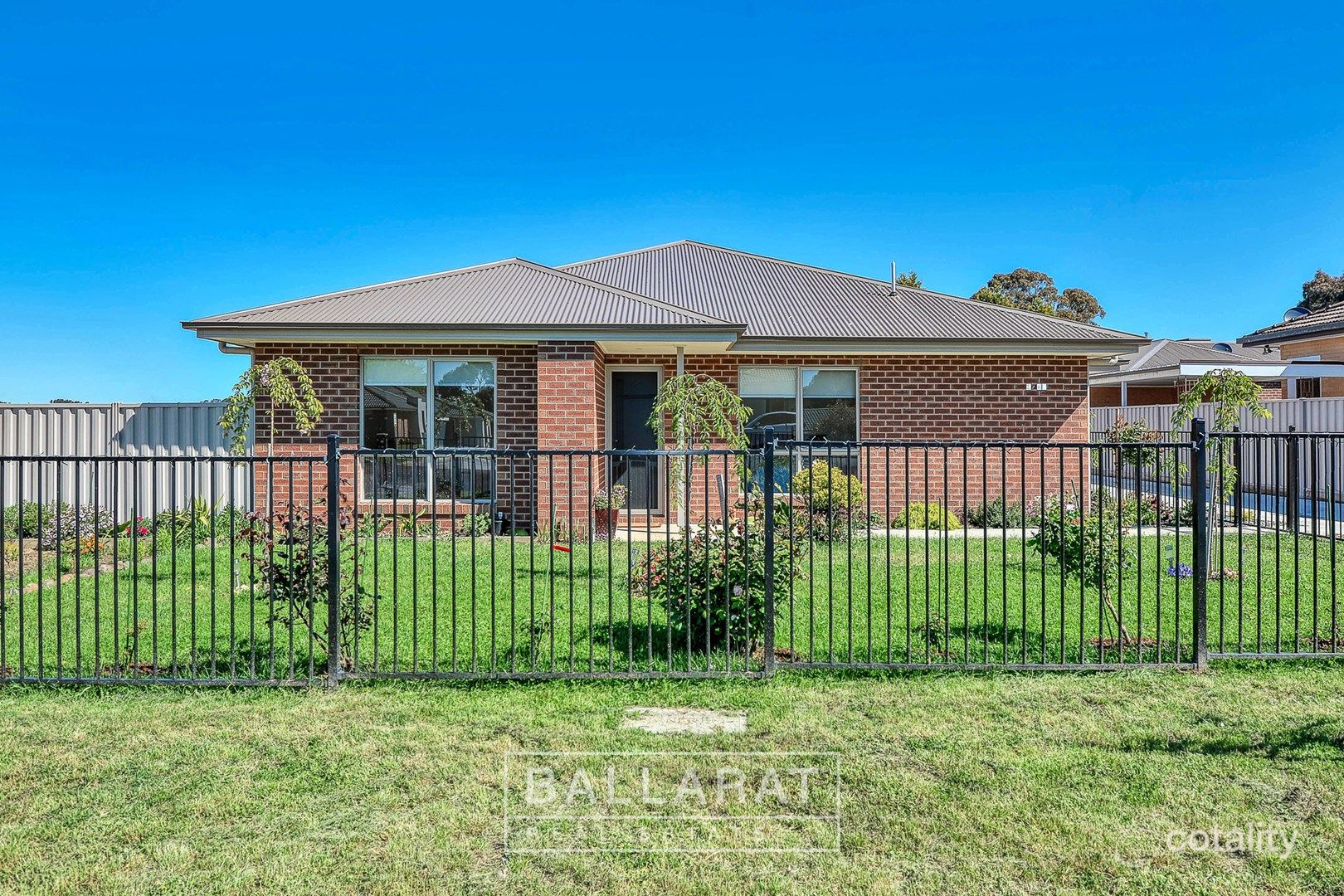 1/40 Vickers St, Sebastopol, VIC 3356