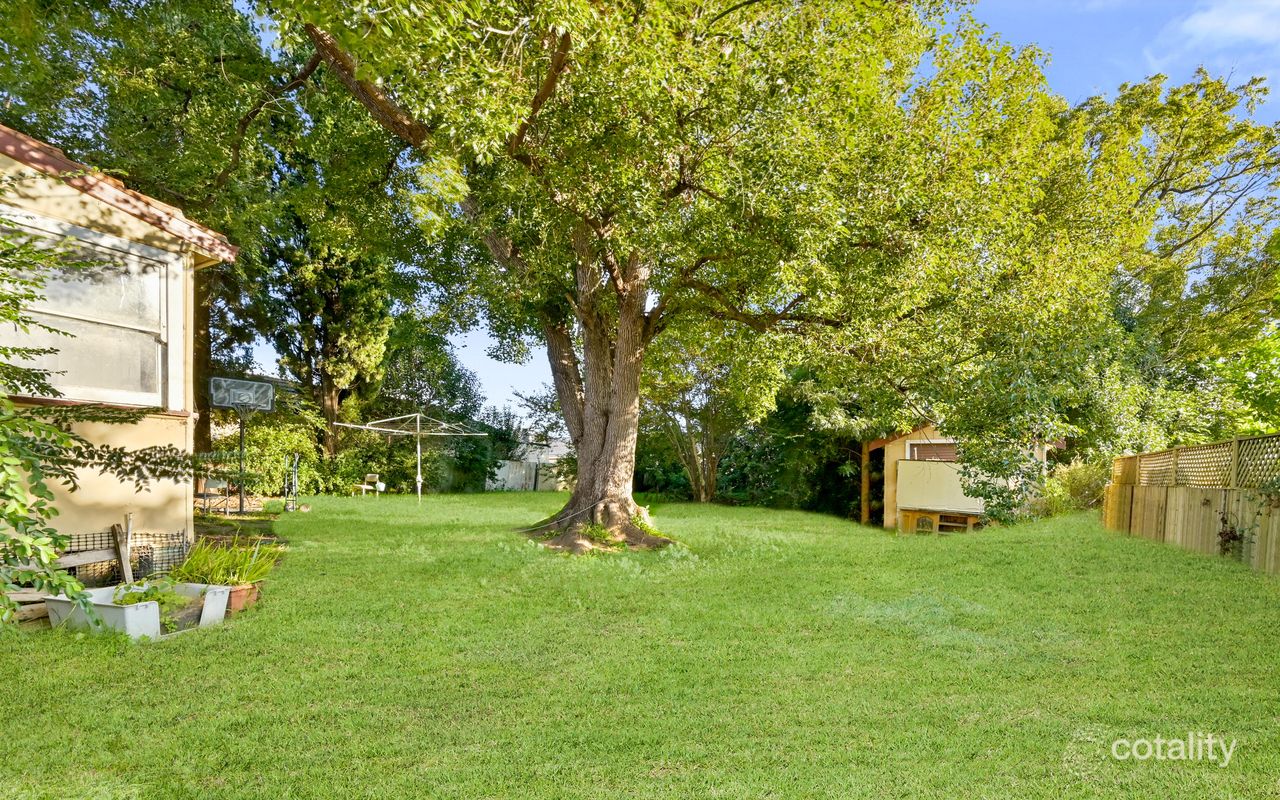 61 Broughton St, Campbelltown, NSW 2560