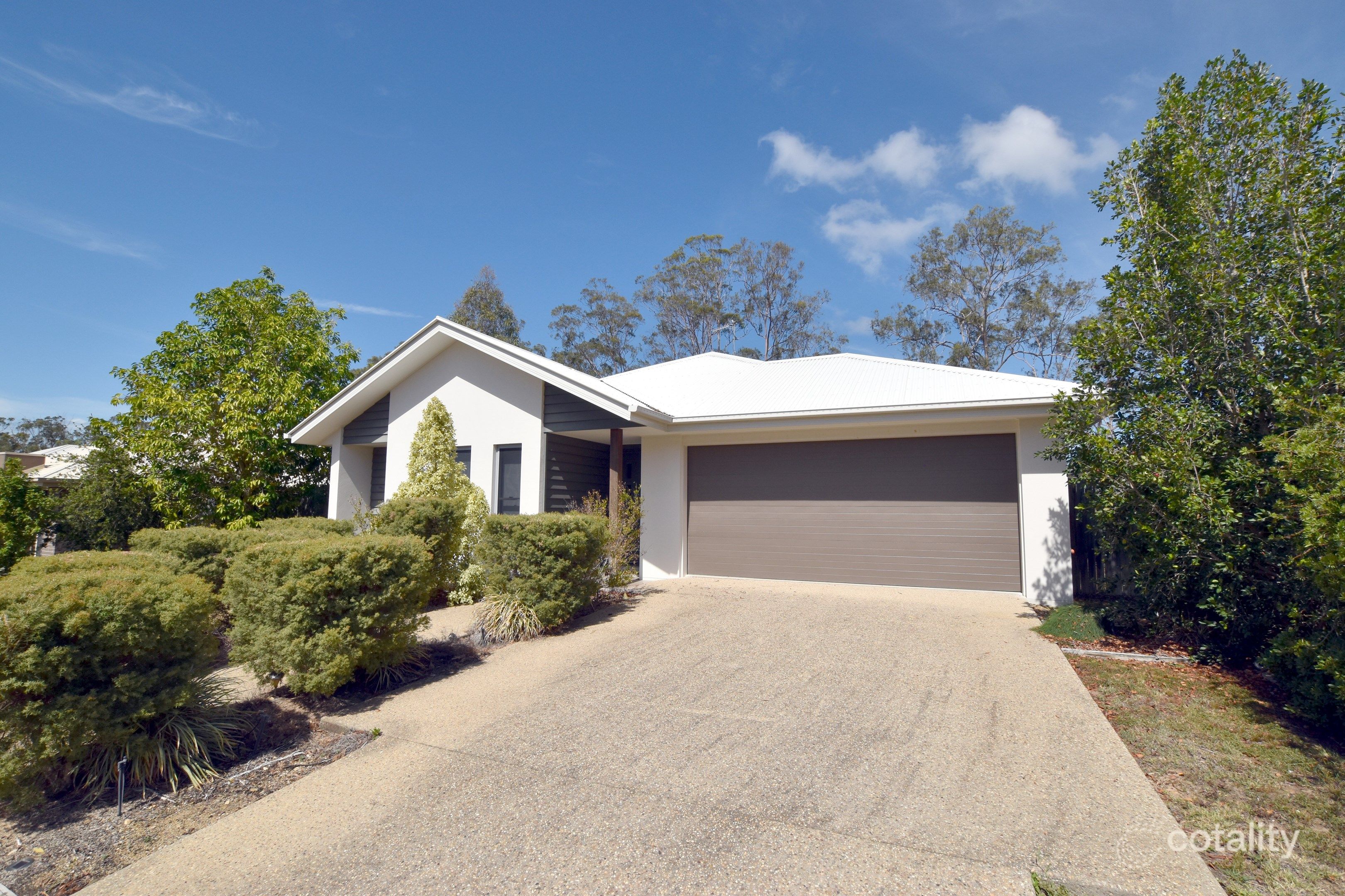 60 Iris Rd, Kirkwood, QLD 4680