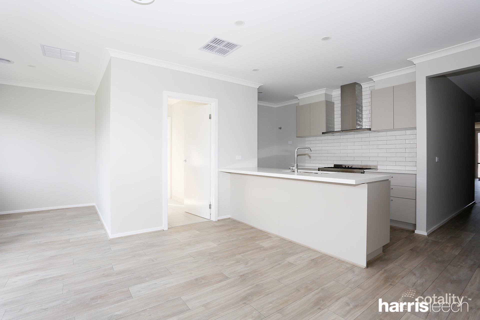 15 Sangre St, Truganina, VIC 3029