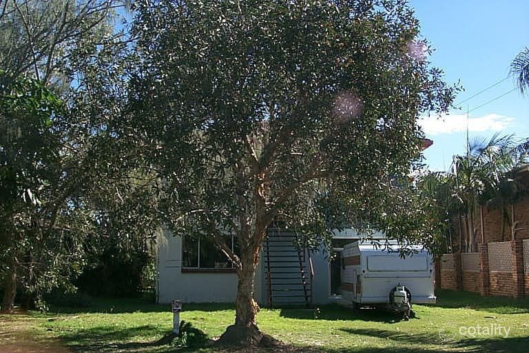 8 Holt St, Currimundi, QLD 4551
