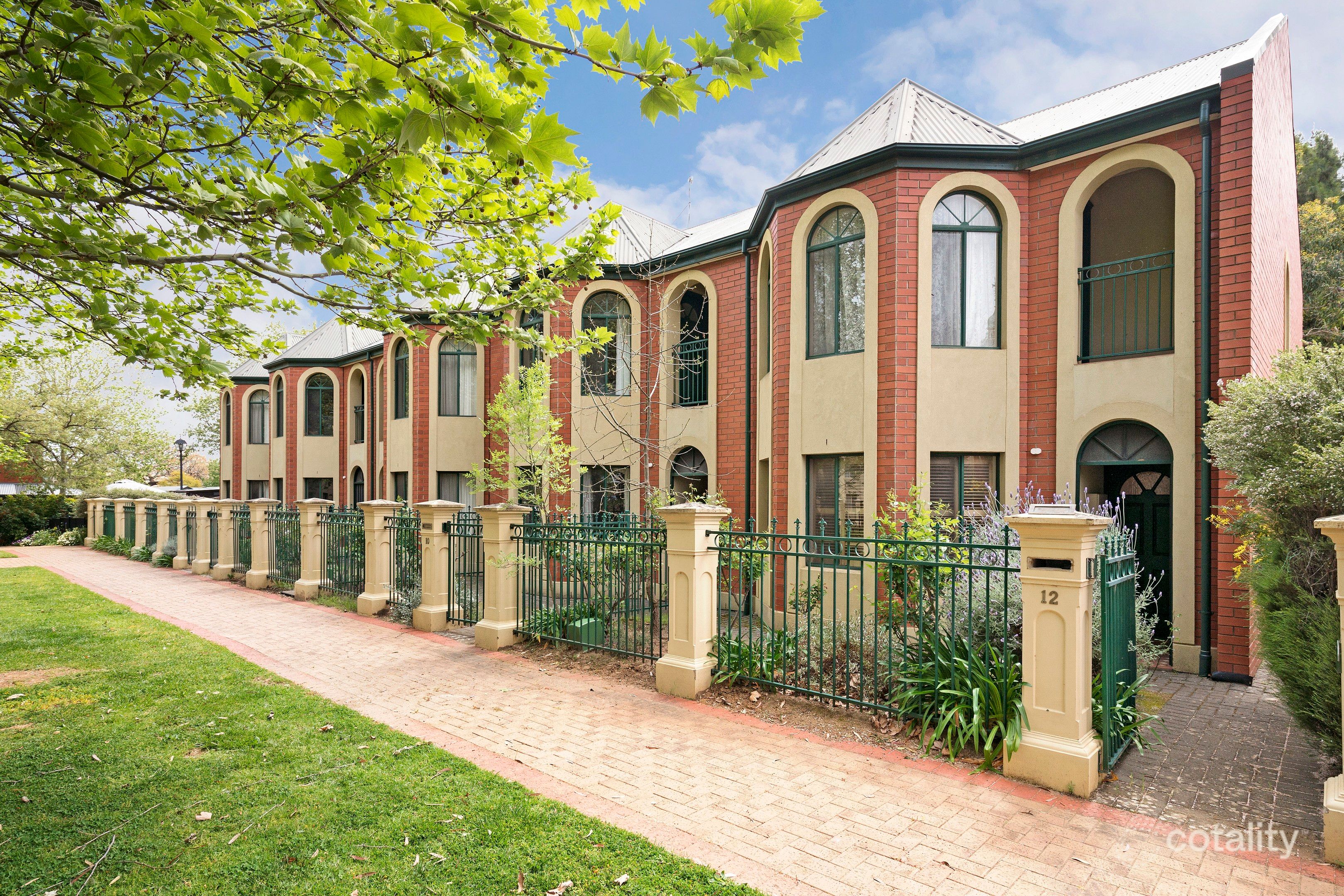 12 Olive Cl, Glenside, SA 5065