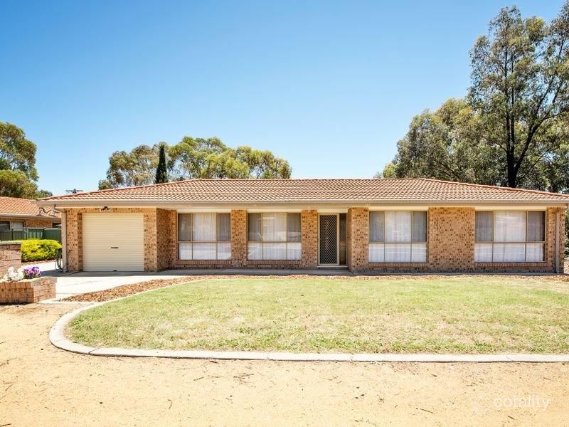 76 Kingscote Cres, Bonython, ACT 2905