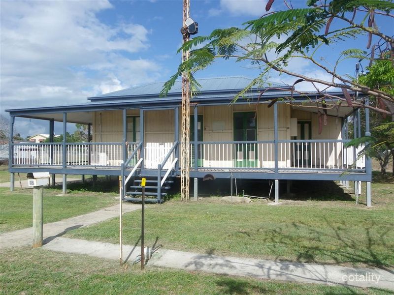 35 Dalrymple St, Bowen, QLD 4805