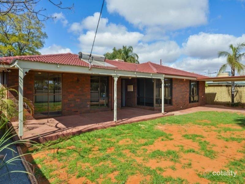 369 Collins St, West Lamington, WA 6430