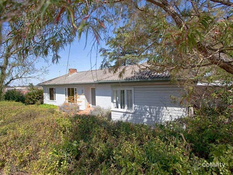 14 Jellicoe St, Mount Lofty, QLD 4350