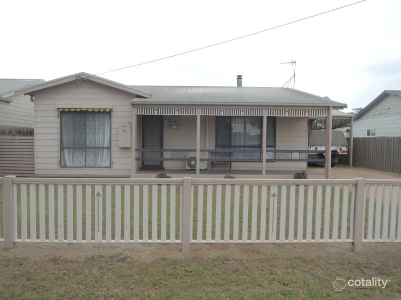 33 Weir Rd, Heyfield, VIC 3858