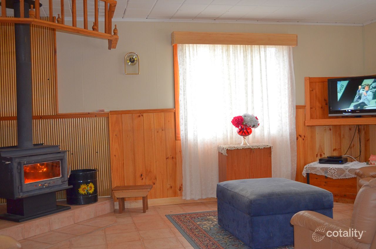 14 Cosgrove St, Adaminaby, NSW 2629