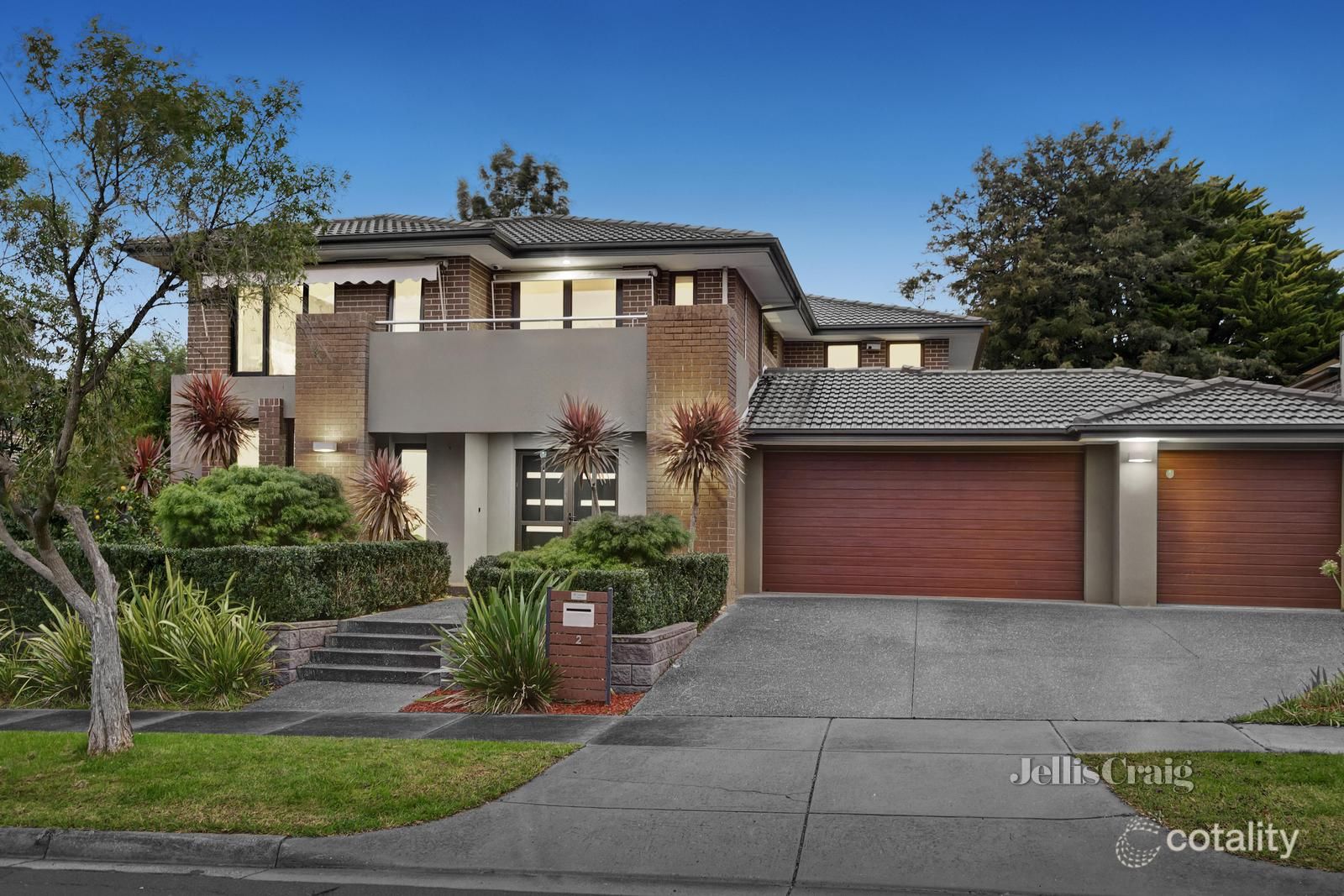 2 Lemon Gr, Mount Waverley, VIC 3149