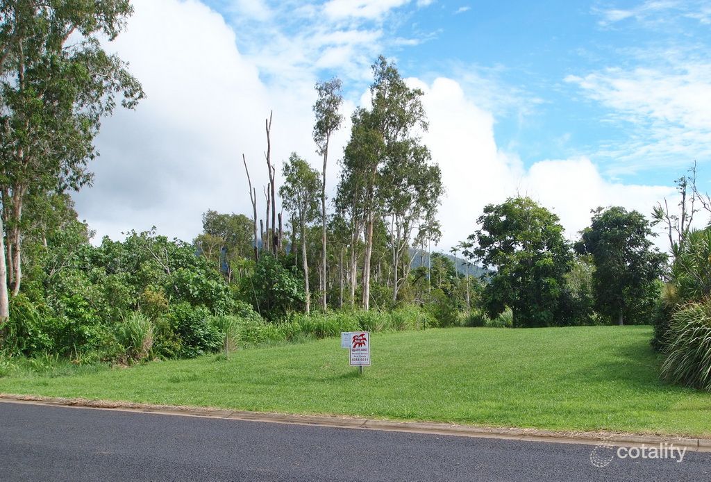 31 Conch St, Mission Beach, QLD 4852