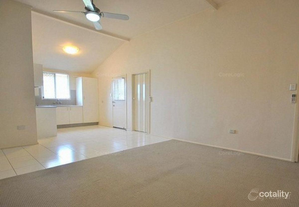 7/126 Marine Pde, Southport, QLD 4215