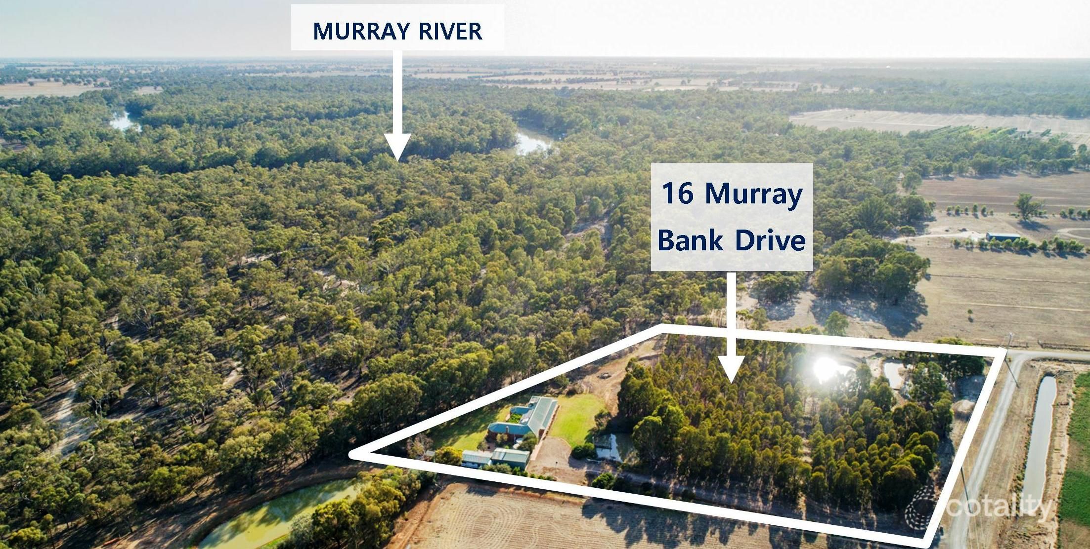 16 Murray Bank Dr, Torrumbarry, VIC 3562