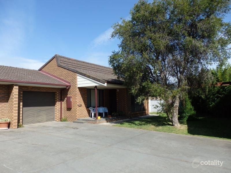 2/7 Cyrilla Ct, West Wodonga, VIC 3690