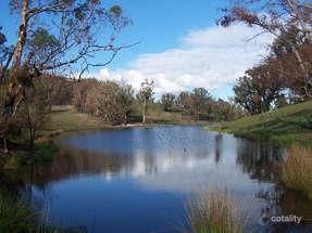 290 Jacksons Rd, St Andrews, VIC 3761