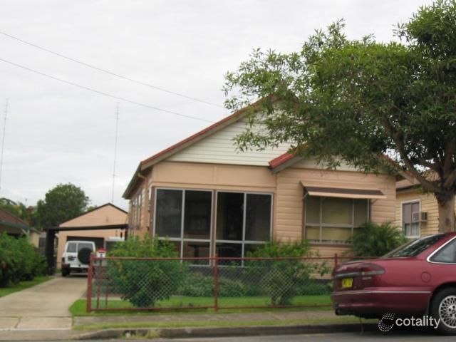 8 Woodstock St, Mayfield, NSW 2304