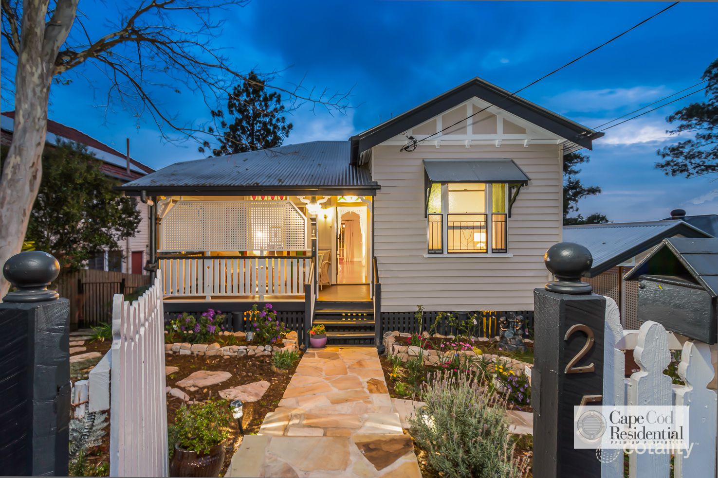 25 Martha St, Camp Hill, QLD 4152