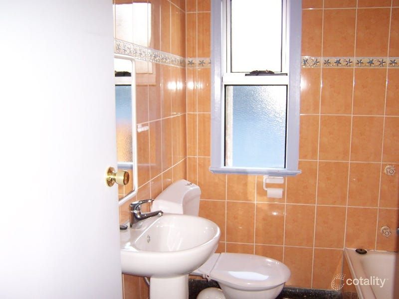 36 Bellevue Pde, Lota, QLD 4179