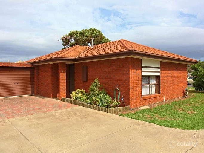 2/2-6 Christie St, Deer Park, VIC 3023