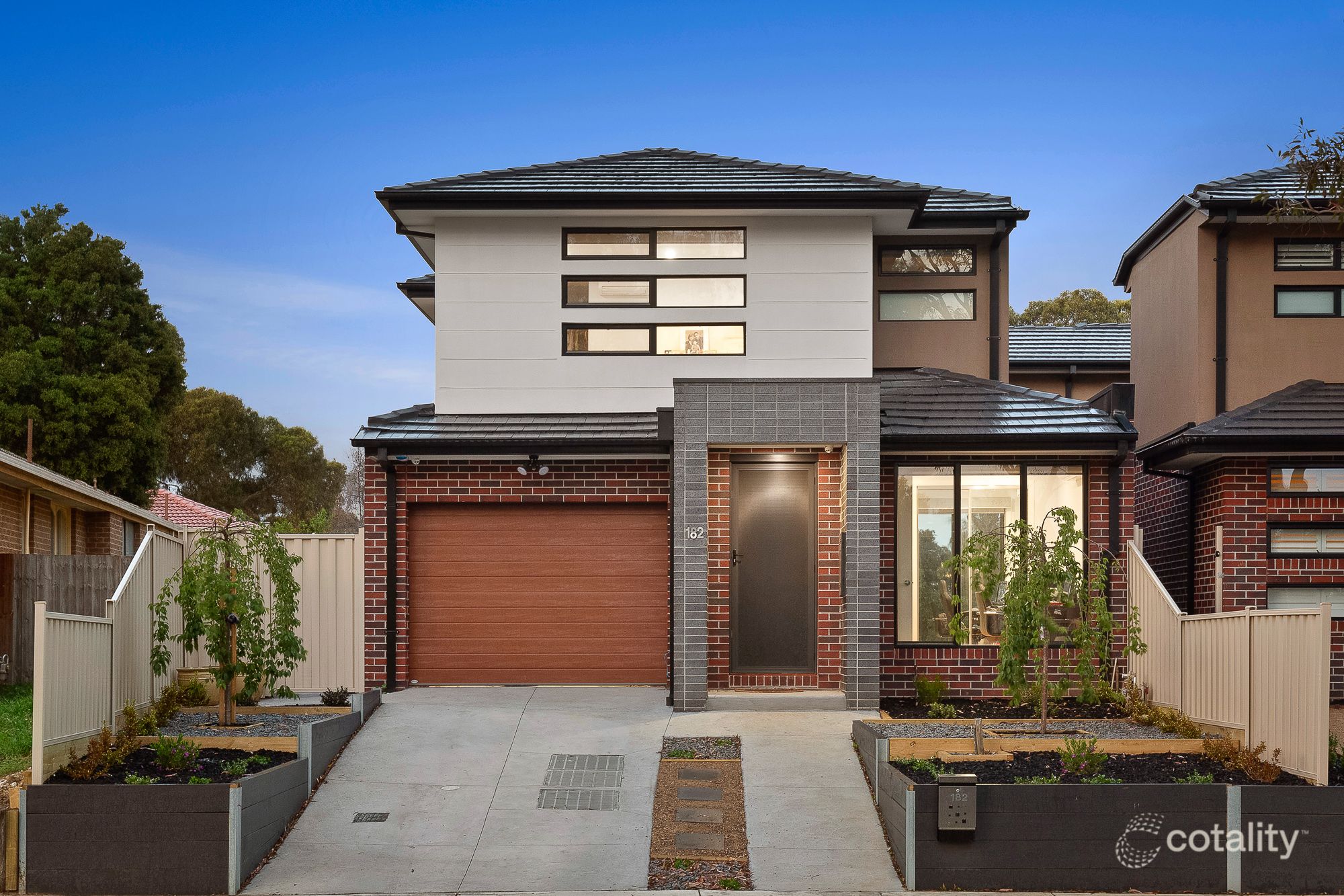 182 Mill Park Dr, Mill Park, VIC 3082